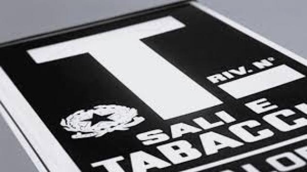 negozio in vendita a Soave