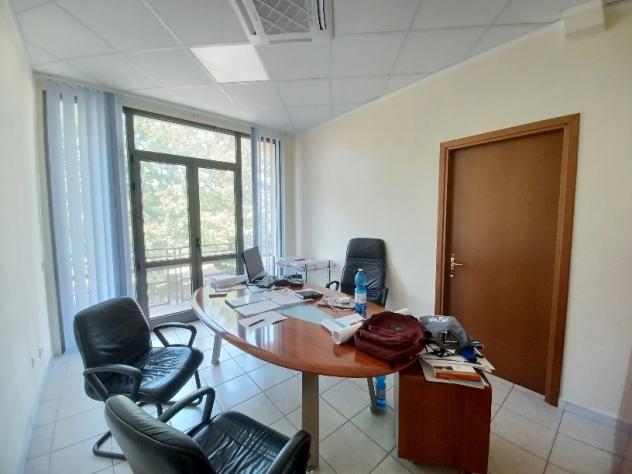 Ufficio in affitto a Cascina 80 mq Rif: 1055995