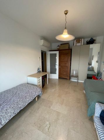 1 posto letto in DOPPIA trilocale p.le Udine Milano - Foto 2