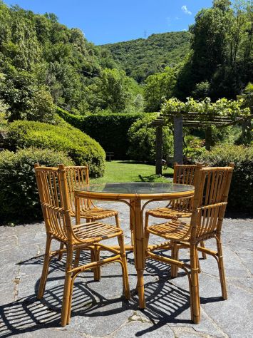Tavolo Bamboo con sedie