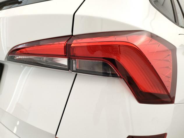 Škoda Kamiq 1.0 TSI Black Dots 85kW - Foto 8