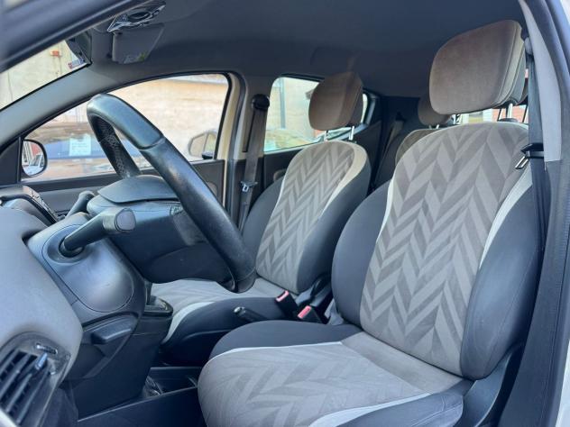 Lancia Ypsilon 1.2 69cv GPL Ecochic Gold - Foto 6