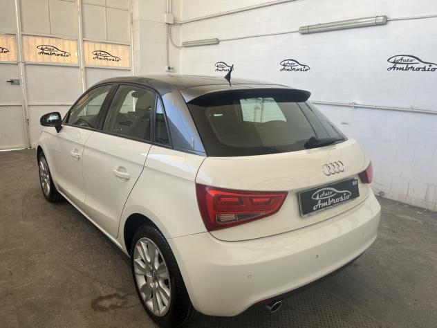 Audi A1 A1 1.6 tdi Attraction 90cv TUA DA 99,00 EURO AL MESE - Foto 5