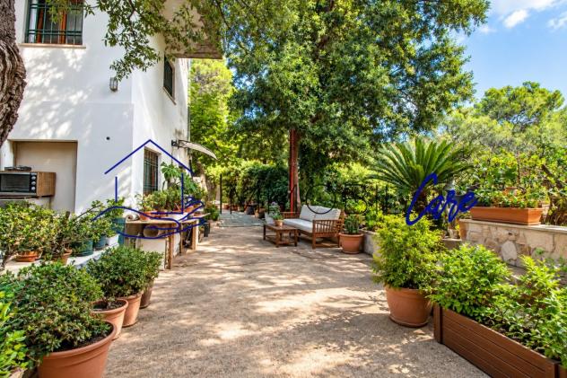 Villa in vendita a Quercianella - Livorno 240 mq Rif: 1451559
