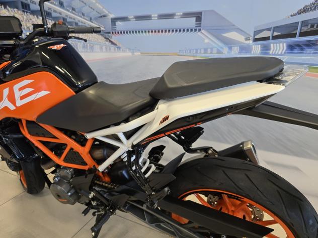 KTM 390 Duke 04/2019 - Km 16200 - Foto 8