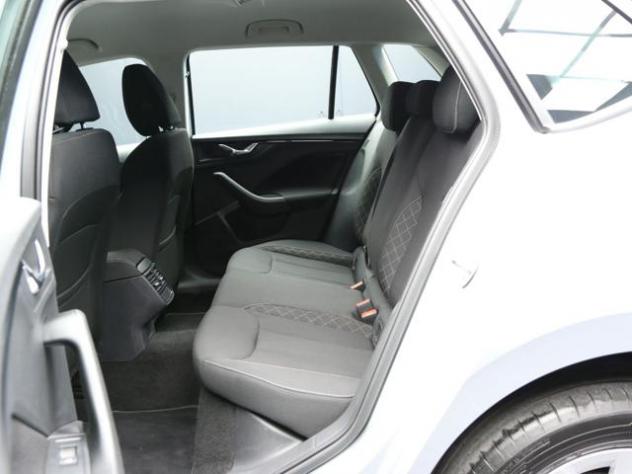 SKODA Kamiq 1.0 TSI 95CV Ambition rif. 23838012 - Foto 8