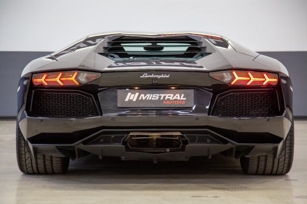 Lamborghini Aventador 6.5 V12 LP700-4 - Foto 6