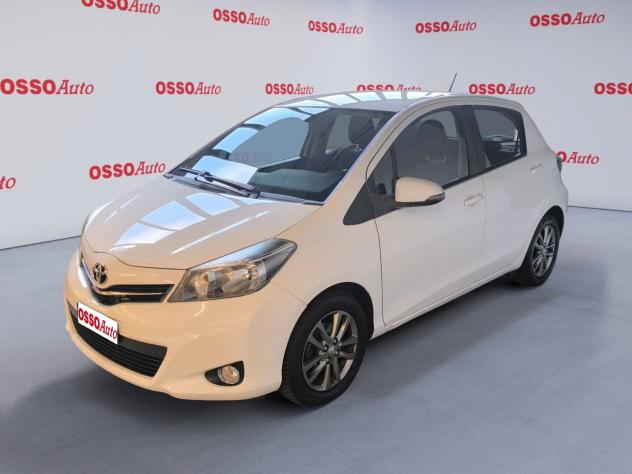 Toyota Yaris 1.0 BENZINA 69 HP LOUNGE NEOPATENTATI