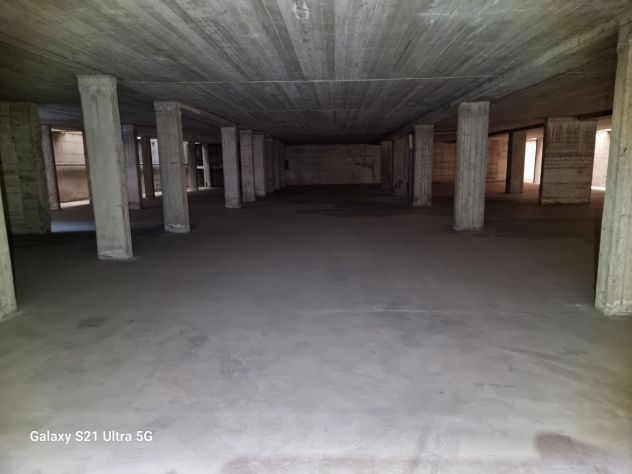 Torino vendesi ampia autorimessa in via Somalia - Foto 2