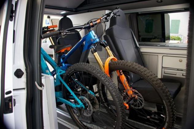 AUTOROEN.IT BRAIES SPORT VW T6.1 150CV rif. 22745642