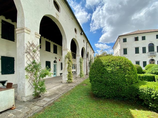 cerco operatori socio sanitari - Foto 2