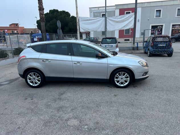 Lancia Delta 1.6 MJT DPF Selectronic Platino - Foto 3
