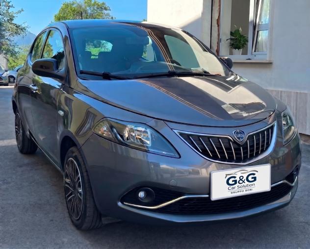 Lancia Ypsilon 1.0 Hybrid Gold | Adatta Neopatentati - Unico Proprietario -Km certificati - Foto 2