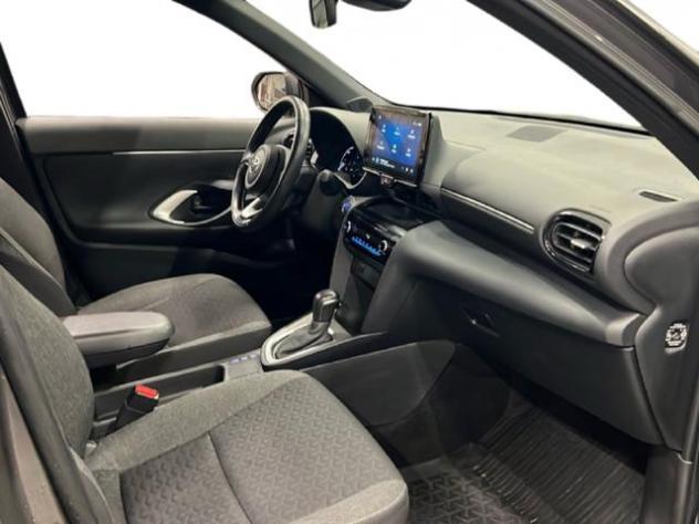 TOYOTA Yaris Cross 1.5 Hybrid 5p. E-CVT Trend rif. 23338743 - Foto 6