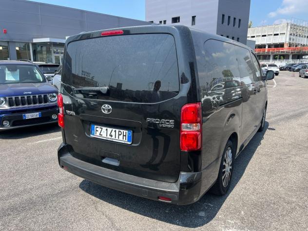 Toyota Proace Verso 2.0D 150cv S&S M/T L2 D Lounge - Foto 9