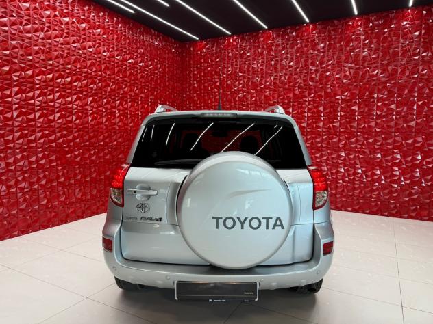 Toyota RAV 4 RAV4 2.2 D-4D 177 CV Luxury - Foto 5