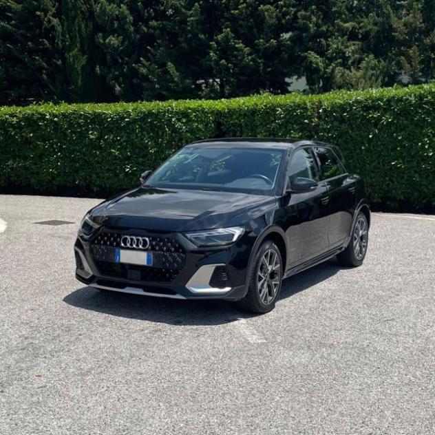AUDI A1 allstreet (30) 1.0 TFSI S tronic 81KW/110CV rif. 23872913 - Foto 3