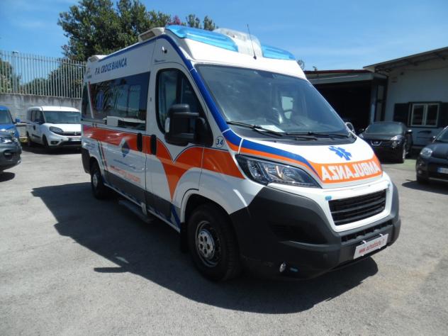 Peugeot Boxer 335 2.0 BlueHDi AMBULANZA
