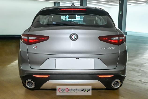 Alfa Romeo Stelvio 2.2 Turbodiesel 210 CV AT8 Q4 Executive - Foto 5