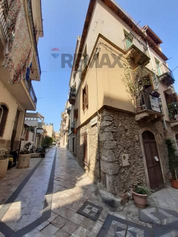 Appartamento in vendita a Taormina, Centro