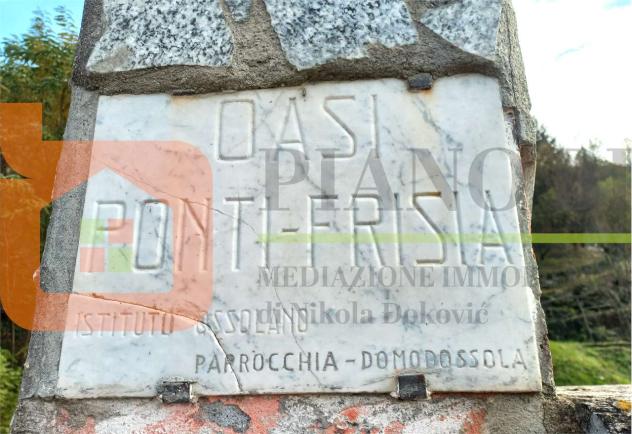 V000503 - VILLA CON PARCO E TERRENI - Foto 19