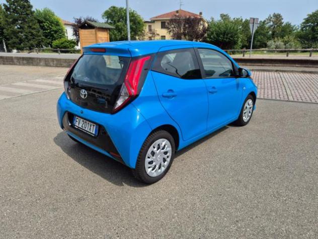 TOYOTA Aygo Connect 1.0 VVT-i 72 CV 5 porte x-cool MMT rif. 23949207 - Foto 8
