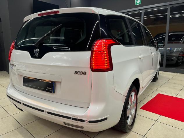 Peugeot 5008 1.6 HDi 112CV Premium 7 POSTI - Foto 9