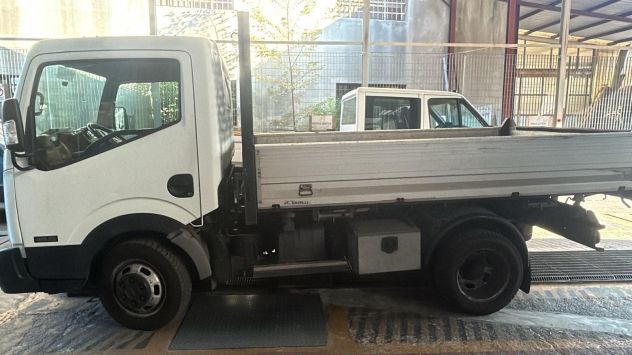 Nissan NT400 35.14 PATENTE C RIBALTABILE TRILATERALE - Foto 4