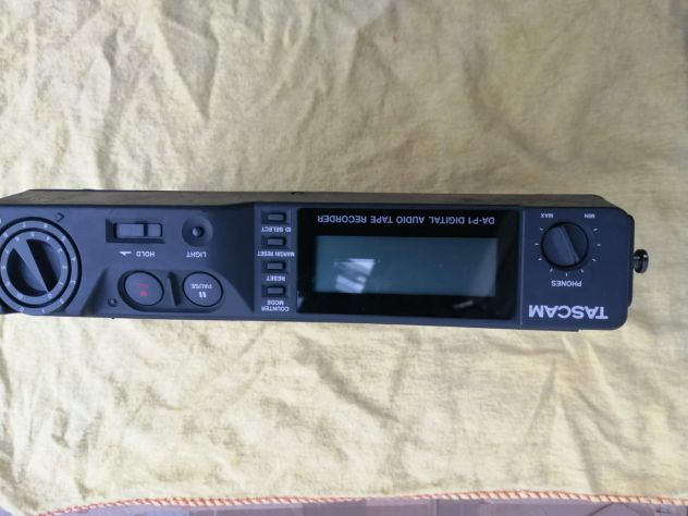 Tascam DA-P1 Registratore audio digitale per parti o riparazioni - Foto 4