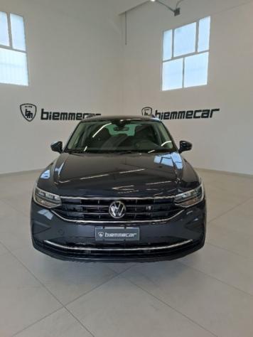 VOLKSWAGEN Tiguan 2.0 TDI 150 CV SCR DSG Life i.e rif. 23698801 - Foto 3