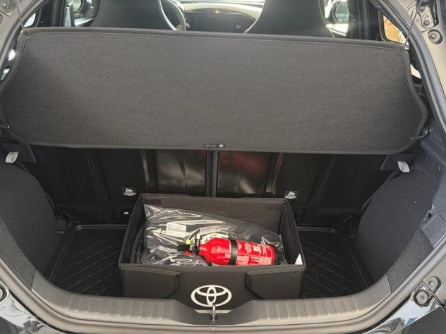 Toyota Aygo X 1.5 HYBRID 115 CVT - Foto 9