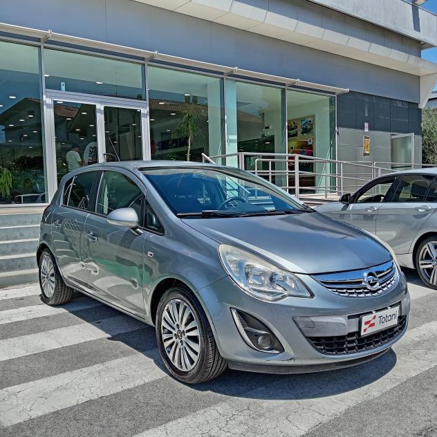 Opel Corsa IV 2010 5p 1.3 cdti Cosmo - Foto 2