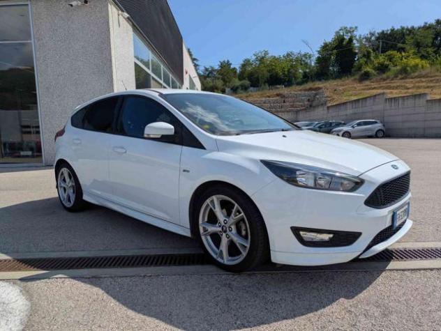 FORD Focus 1.0 EcoBoost 125 CV Start&Stop ST Line rif. 23958448 - Foto 6