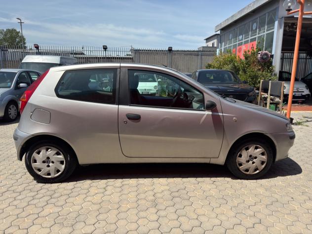 Fiat Punto ADATTA A NEOPATENTATI 1.2i 16V - Foto 4