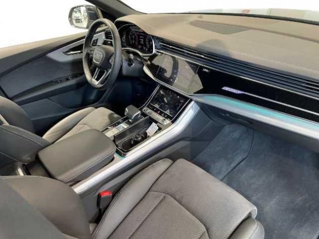 Audi Q8 Audi SUV S line edition 45 TDI quattro 170(231) kW(CV) tiptronic - Foto 3