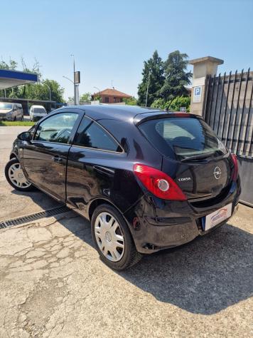 Opel Corsa 1.2 3 porte Sport - Foto 4