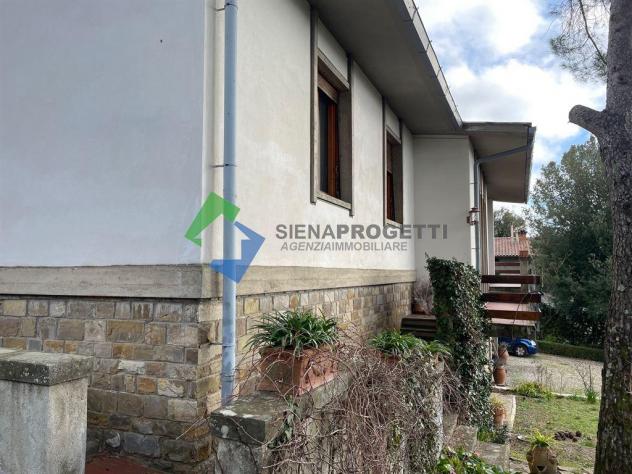 Villa indipendente con giardino a due passi dal Centro storico di Castellina in Chianti (Si). - Foto 6