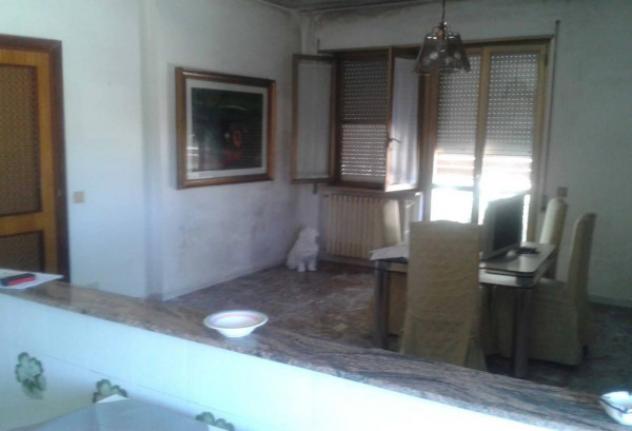 Immobile in asta di 192 m² con più di 5 locali e box auto in vendita a Lanuvio - Foto 11