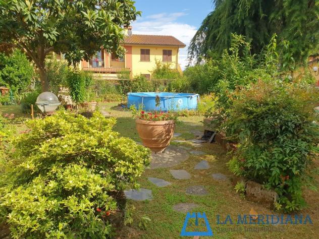 Terratetto in vendita a Larciano 270 mq Rif: 1392816