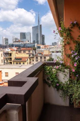 Attico / Mansarda di 250 m² con 5 locali in vendita a Milano - Foto 11