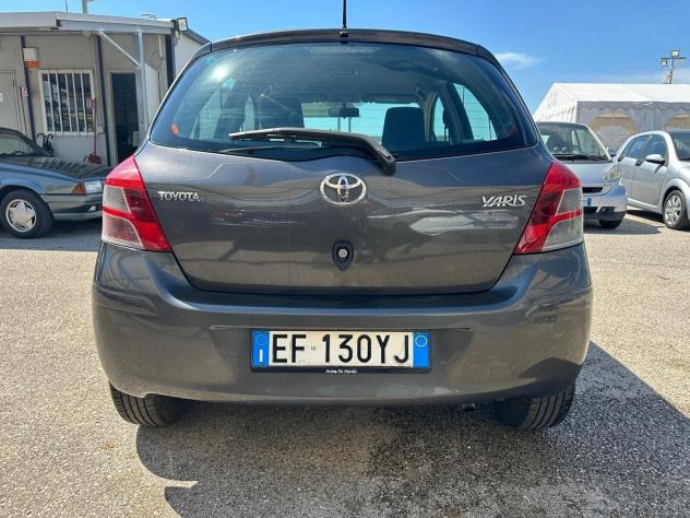 Toyota Yaris 1.0 Benzina - Foto 4
