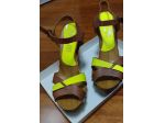SANDALI ZEPPA FLUO IN LEGNO