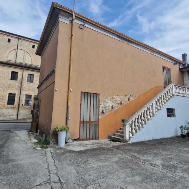 Oltre 3 vetrine in vendita a Crespino - Foto 4