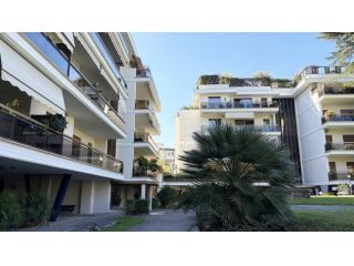Bellissima Abitazione con Cantina e Garage