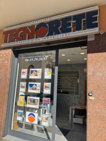 AGENTE IMMOBILIARE ANCHE PRIMA ESPERIENZA - Foto 3