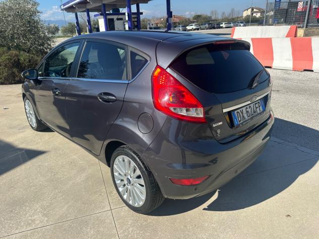 Ford Fiesta 1.4 TDCi - Foto 6
