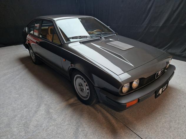 Alfa Romeo Alfetta GTV 6 ARIA COND ASI CRS - Foto 8
