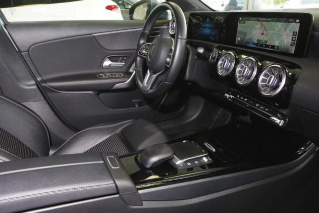 MERCEDES Classe A 180 d Automatic Sport - Foto 7