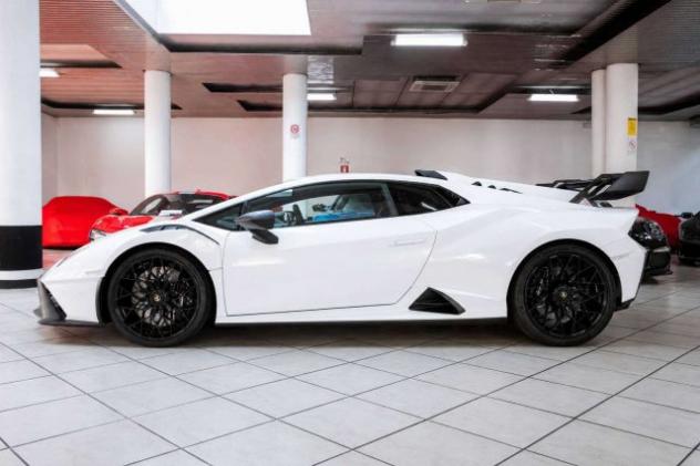 LAMBORGHINI Huracán STO|LIFT SYSTEM|SPORT SEATS|20'' MONOLOCK rif. 23684512 - Foto 4