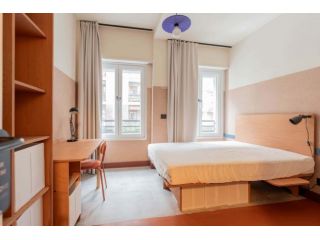 Room 6